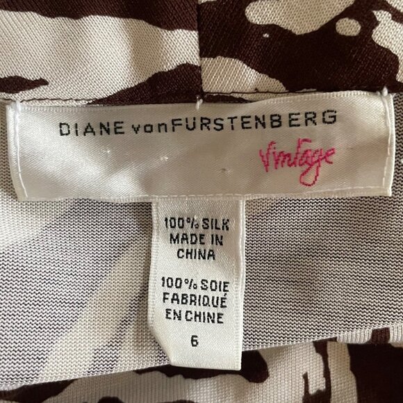 Diane Von Furstenburg Brown and White 100% Silk Jersey Split Collar Tunic Size 6 - Picture 5 of 7